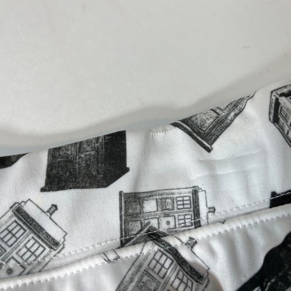 Doctor Who Black & white Tardis lined flared Mini Skirt size SMALL Her Universe - Picture 4 of 7